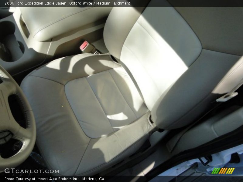 Oxford White / Medium Parchment 2006 Ford Expedition Eddie Bauer