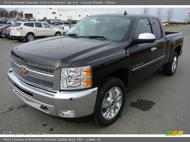Front 3/4 View of 2013 Silverado 1500 LT Extended Cab 4x4