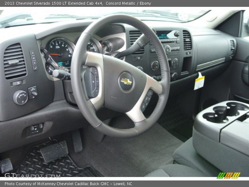 Dashboard of 2013 Silverado 1500 LT Extended Cab 4x4