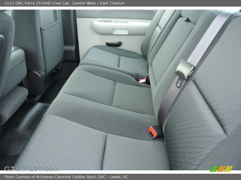 Summit White / Dark Titanium 2013 GMC Sierra 2500HD Crew Cab