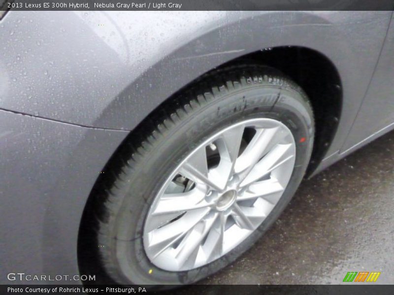 Nebula Gray Pearl / Light Gray 2013 Lexus ES 300h Hybrid