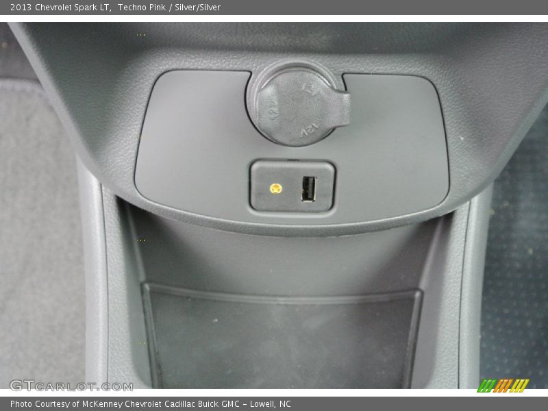 Techno Pink / Silver/Silver 2013 Chevrolet Spark LT
