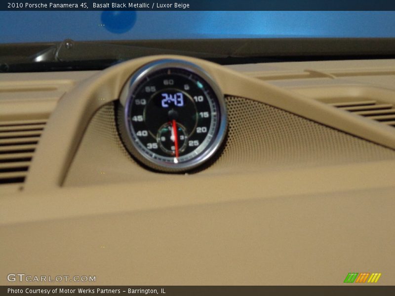 Basalt Black Metallic / Luxor Beige 2010 Porsche Panamera 4S