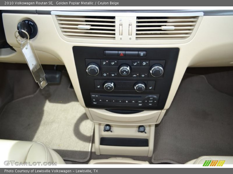 Controls of 2010 Routan SE