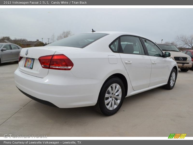 Candy White / Titan Black 2013 Volkswagen Passat 2.5L S