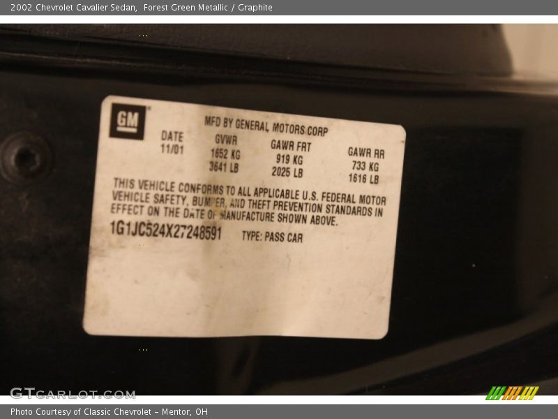 Forest Green Metallic / Graphite 2002 Chevrolet Cavalier Sedan