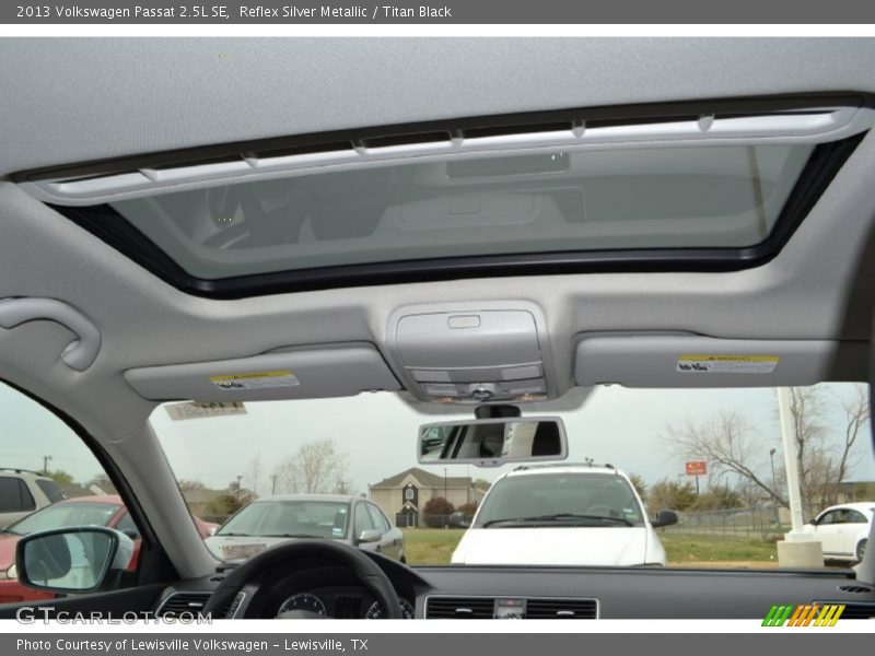 Reflex Silver Metallic / Titan Black 2013 Volkswagen Passat 2.5L SE