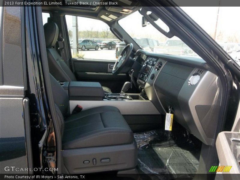 Tuxedo Black / Charcoal Black 2013 Ford Expedition EL Limited