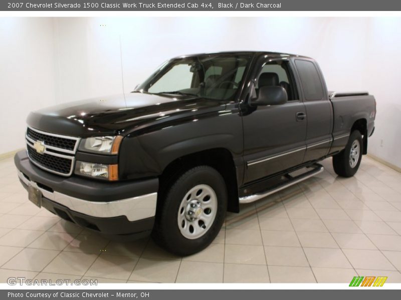 Front 3/4 View of 2007 Silverado 1500 Classic Work Truck Extended Cab 4x4