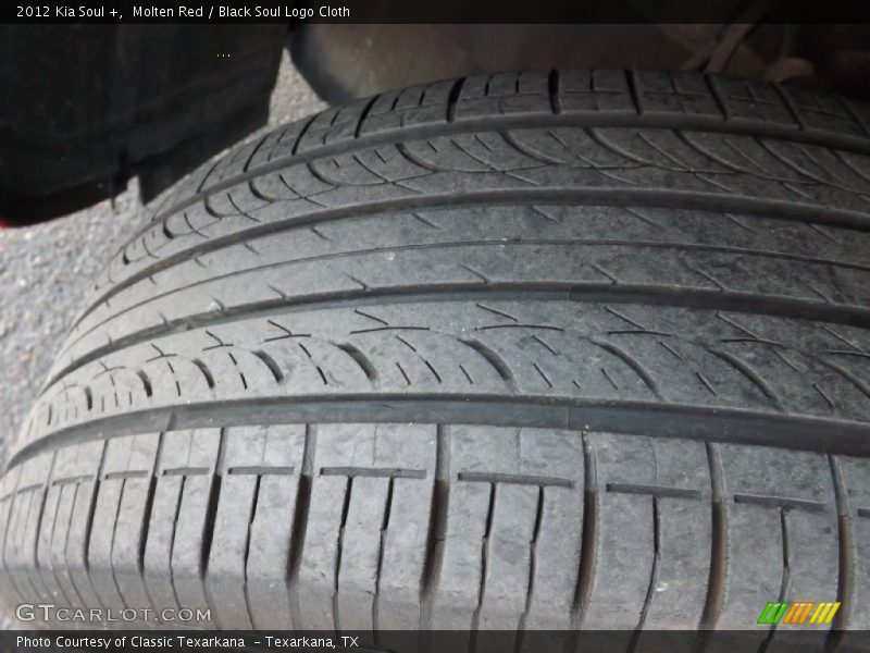 Molten Red / Black Soul Logo Cloth 2012 Kia Soul +