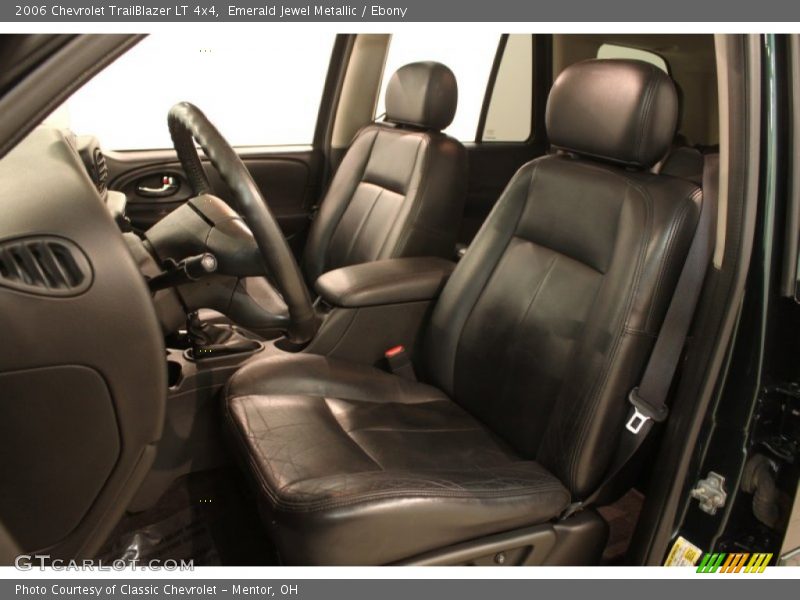 Front Seat of 2006 TrailBlazer LT 4x4
