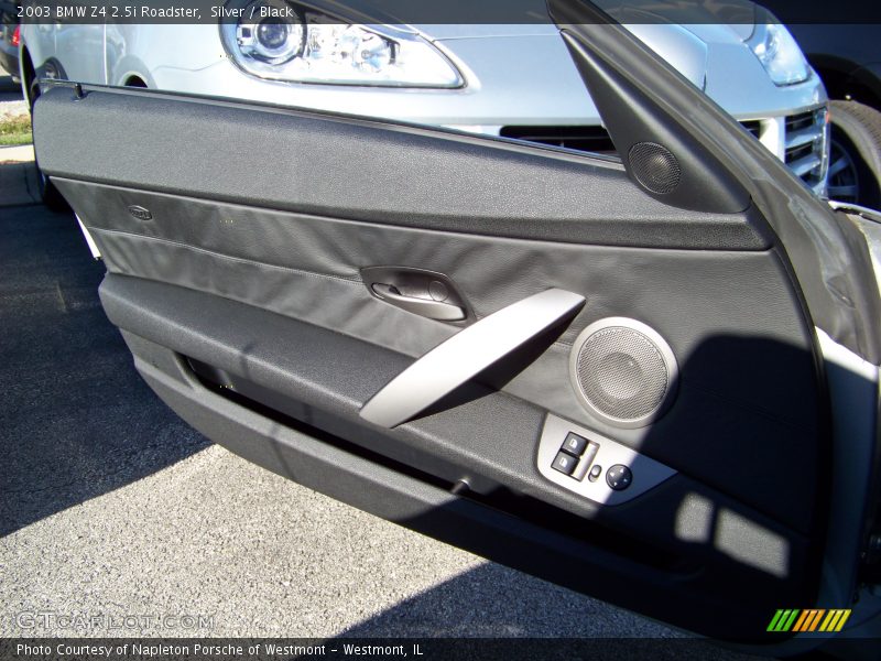 Silver / Black 2003 BMW Z4 2.5i Roadster