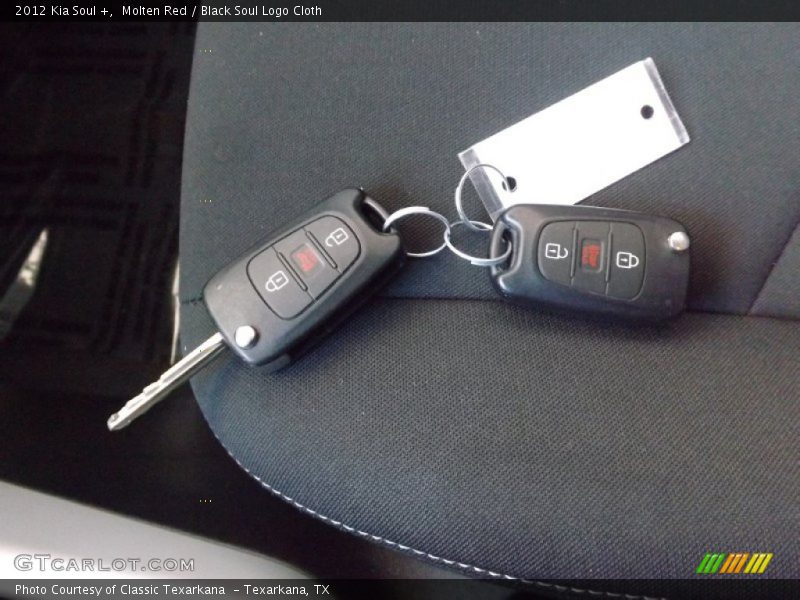 Molten Red / Black Soul Logo Cloth 2012 Kia Soul +