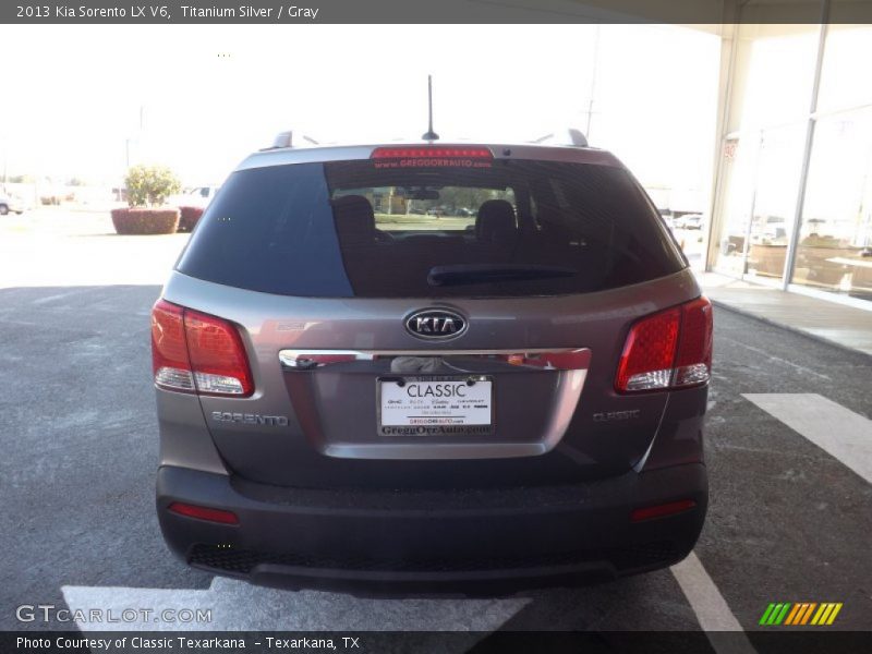 Titanium Silver / Gray 2013 Kia Sorento LX V6