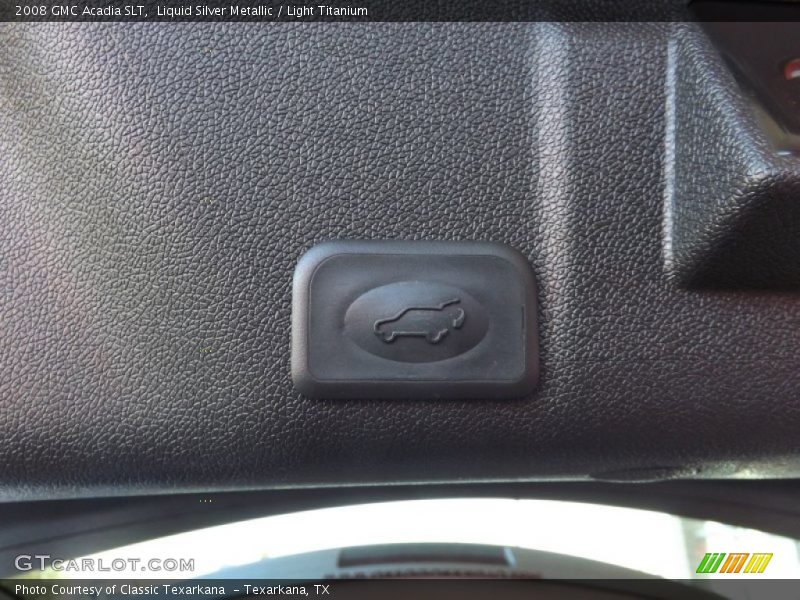 Liquid Silver Metallic / Light Titanium 2008 GMC Acadia SLT