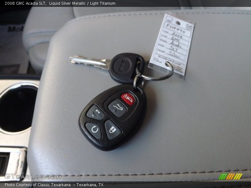 Liquid Silver Metallic / Light Titanium 2008 GMC Acadia SLT