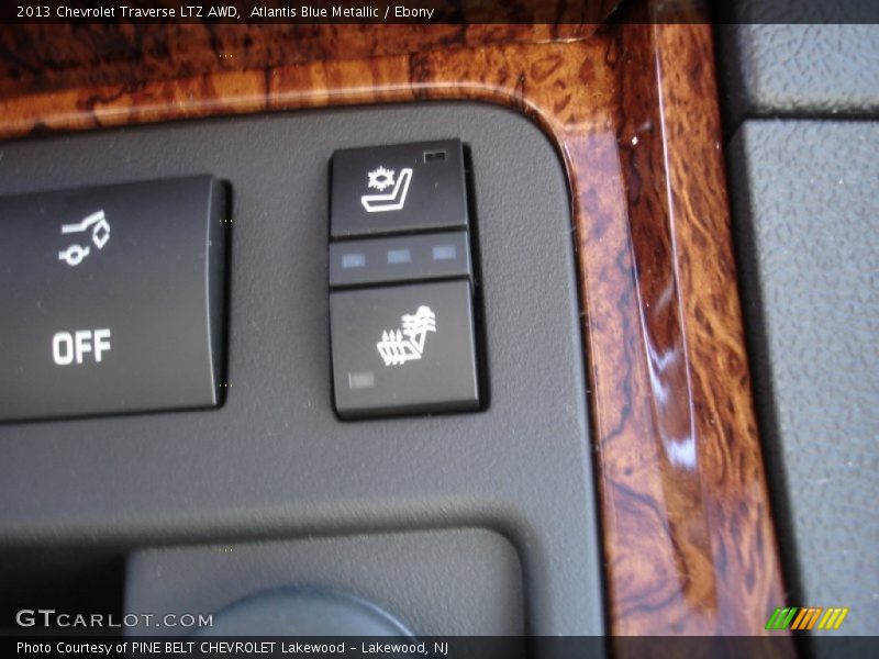 Atlantis Blue Metallic / Ebony 2013 Chevrolet Traverse LTZ AWD