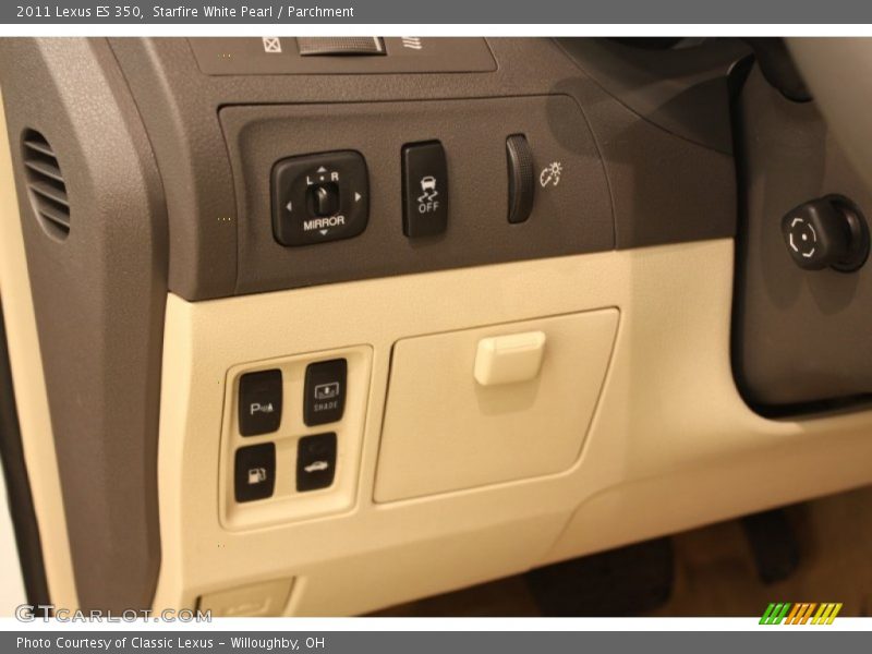 Starfire White Pearl / Parchment 2011 Lexus ES 350