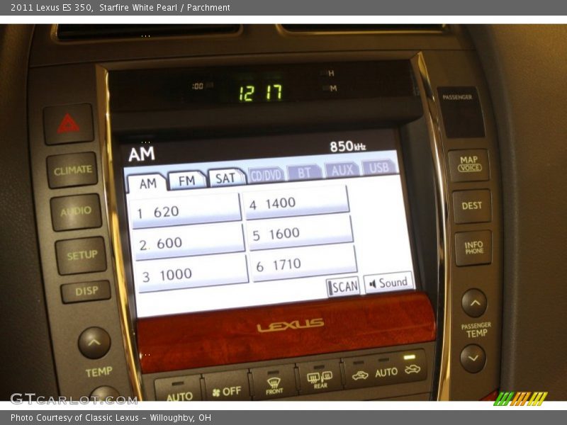 Starfire White Pearl / Parchment 2011 Lexus ES 350