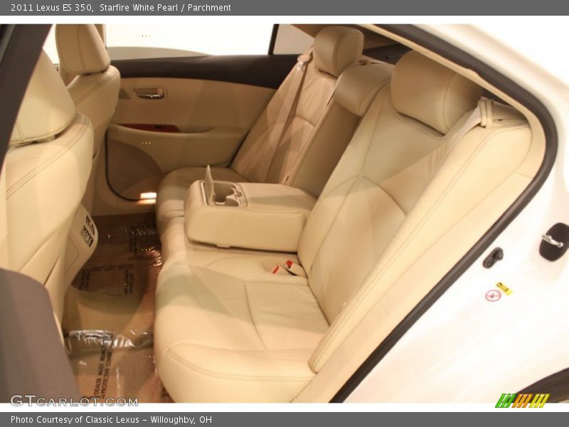 Starfire White Pearl / Parchment 2011 Lexus ES 350