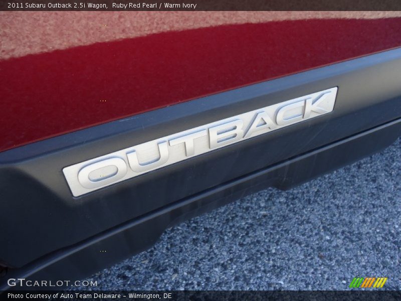 Ruby Red Pearl / Warm Ivory 2011 Subaru Outback 2.5i Wagon