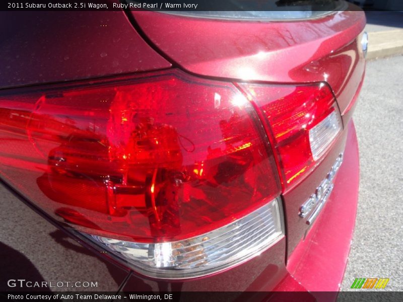 Ruby Red Pearl / Warm Ivory 2011 Subaru Outback 2.5i Wagon