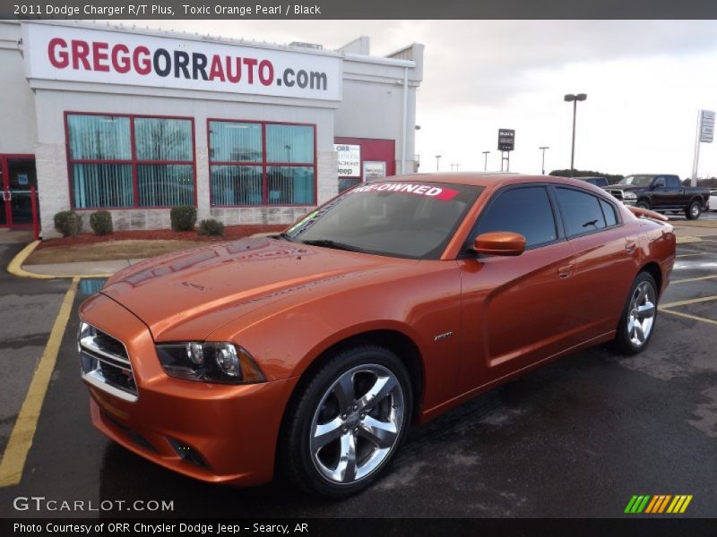 Toxic Orange Pearl / Black 2011 Dodge Charger R/T Plus