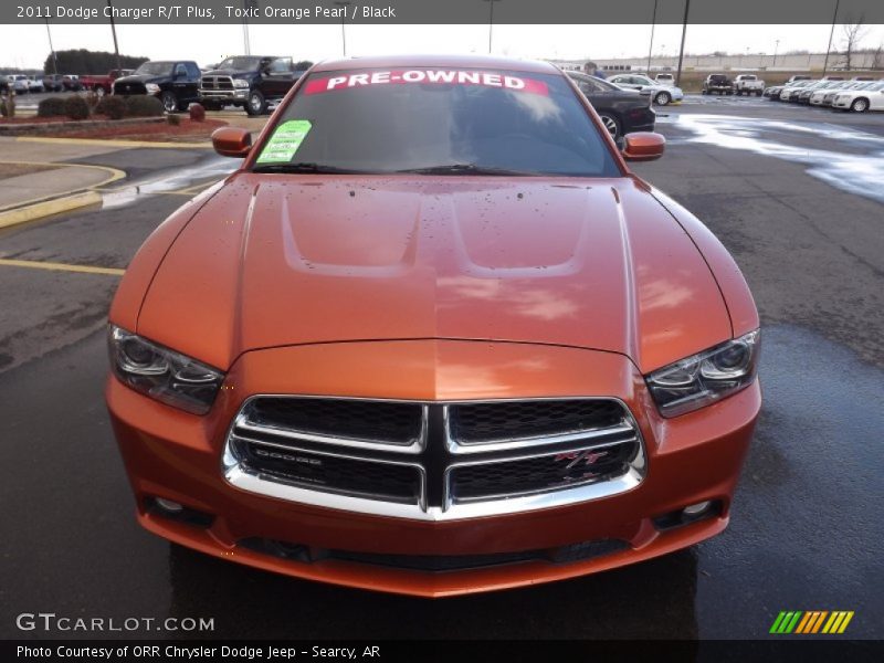 Toxic Orange Pearl / Black 2011 Dodge Charger R/T Plus