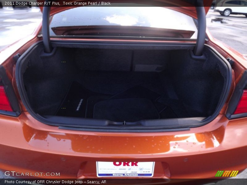 Toxic Orange Pearl / Black 2011 Dodge Charger R/T Plus