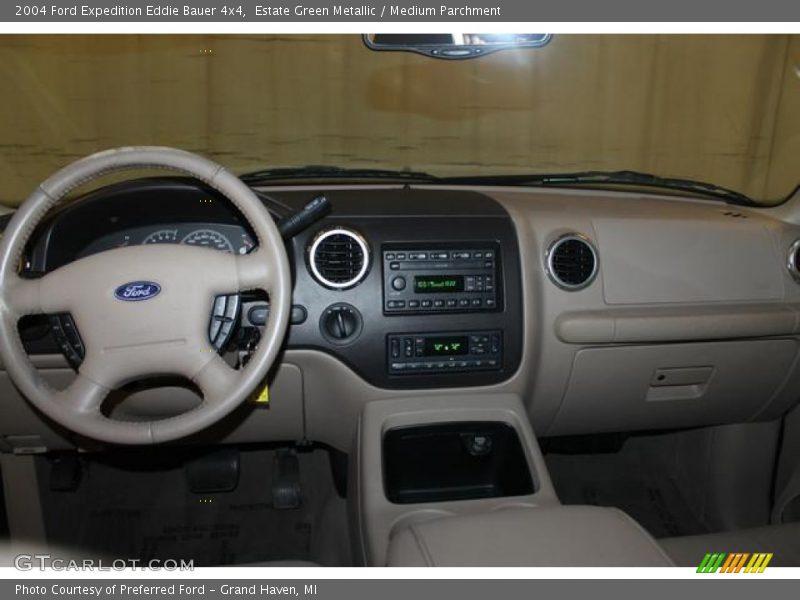 Estate Green Metallic / Medium Parchment 2004 Ford Expedition Eddie Bauer 4x4