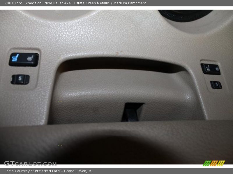 Estate Green Metallic / Medium Parchment 2004 Ford Expedition Eddie Bauer 4x4