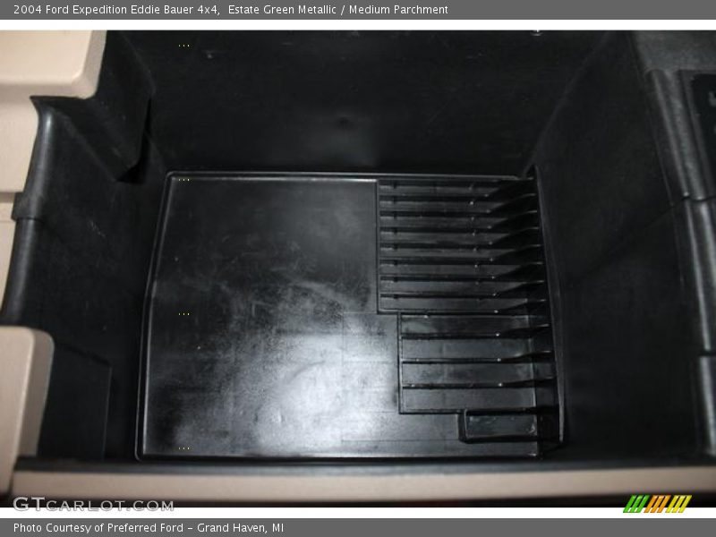 Estate Green Metallic / Medium Parchment 2004 Ford Expedition Eddie Bauer 4x4