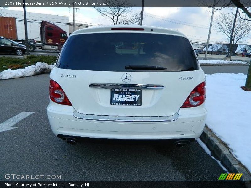 Arctic White / Black 2009 Mercedes-Benz R 350 4Matic