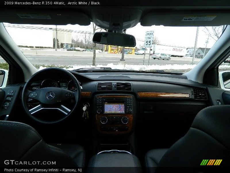 Arctic White / Black 2009 Mercedes-Benz R 350 4Matic