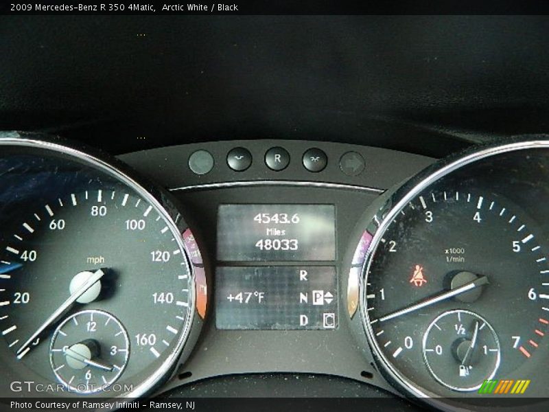 Arctic White / Black 2009 Mercedes-Benz R 350 4Matic