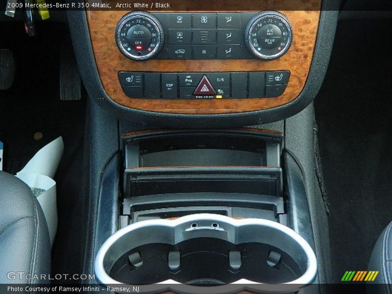 Arctic White / Black 2009 Mercedes-Benz R 350 4Matic