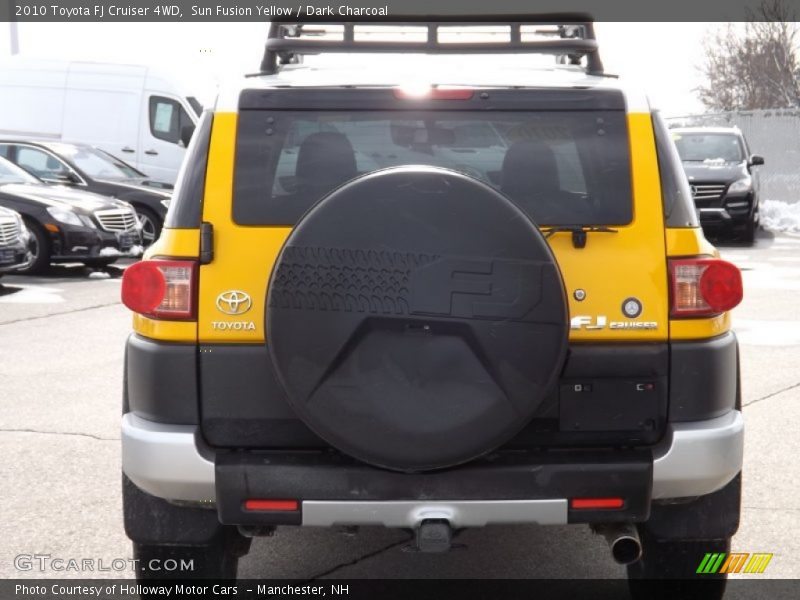 Sun Fusion Yellow / Dark Charcoal 2010 Toyota FJ Cruiser 4WD