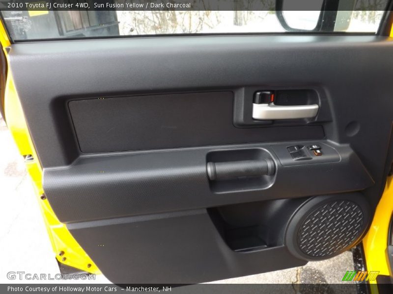 Sun Fusion Yellow / Dark Charcoal 2010 Toyota FJ Cruiser 4WD