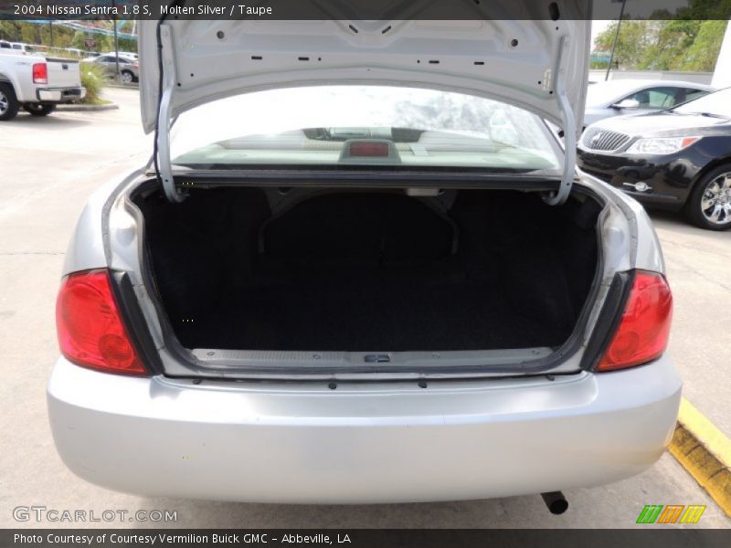 Molten Silver / Taupe 2004 Nissan Sentra 1.8 S