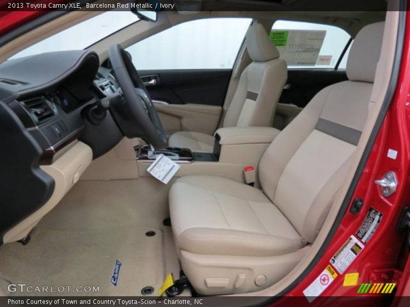 Barcelona Red Metallic / Ivory 2013 Toyota Camry XLE