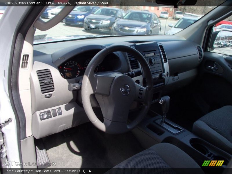 Radiant Silver / Steel 2009 Nissan Frontier SE Crew Cab 4x4