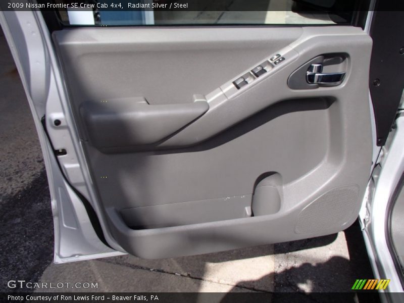 Radiant Silver / Steel 2009 Nissan Frontier SE Crew Cab 4x4