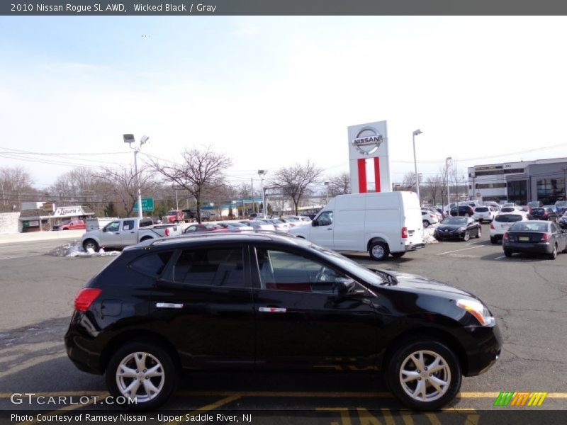 Wicked Black / Gray 2010 Nissan Rogue SL AWD