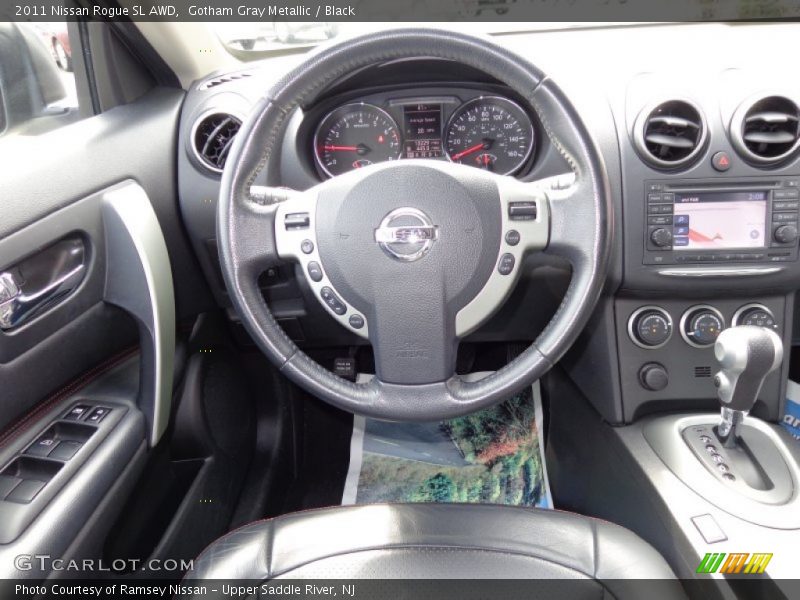  2011 Rogue SL AWD Steering Wheel