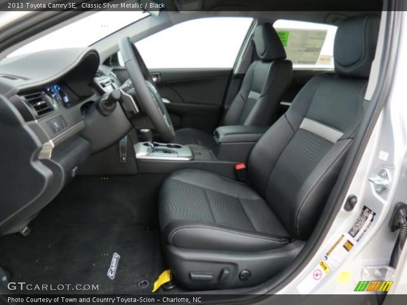 Classic Silver Metallic / Black 2013 Toyota Camry SE