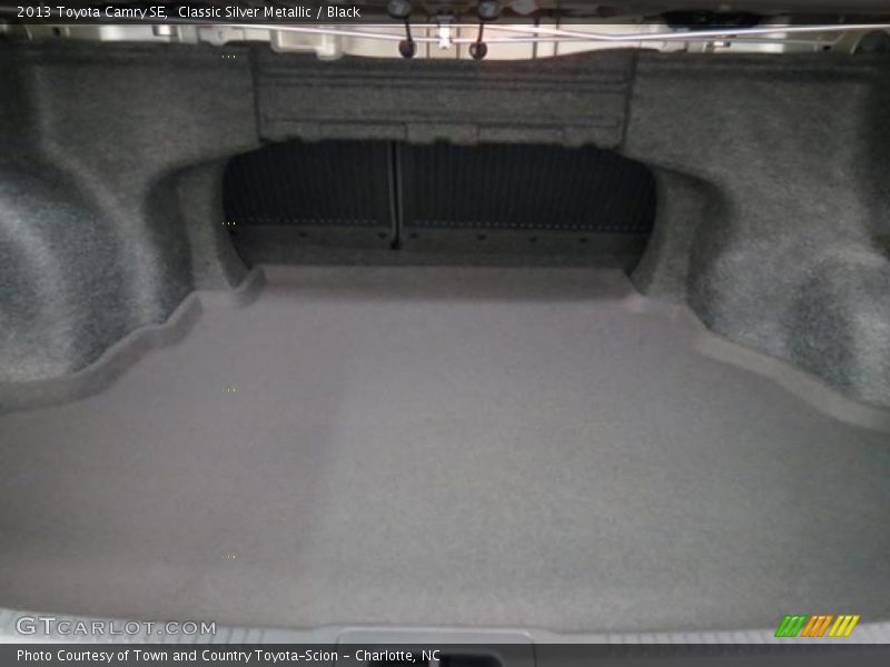Classic Silver Metallic / Black 2013 Toyota Camry SE