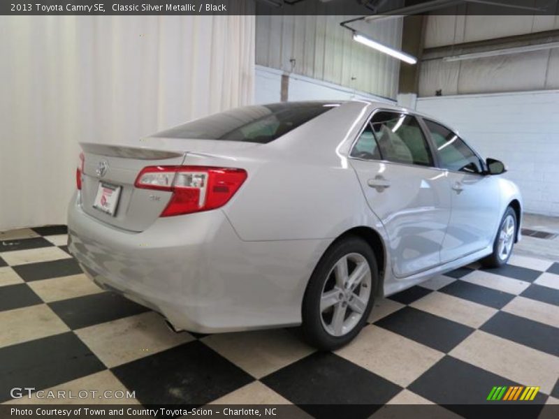 Classic Silver Metallic / Black 2013 Toyota Camry SE