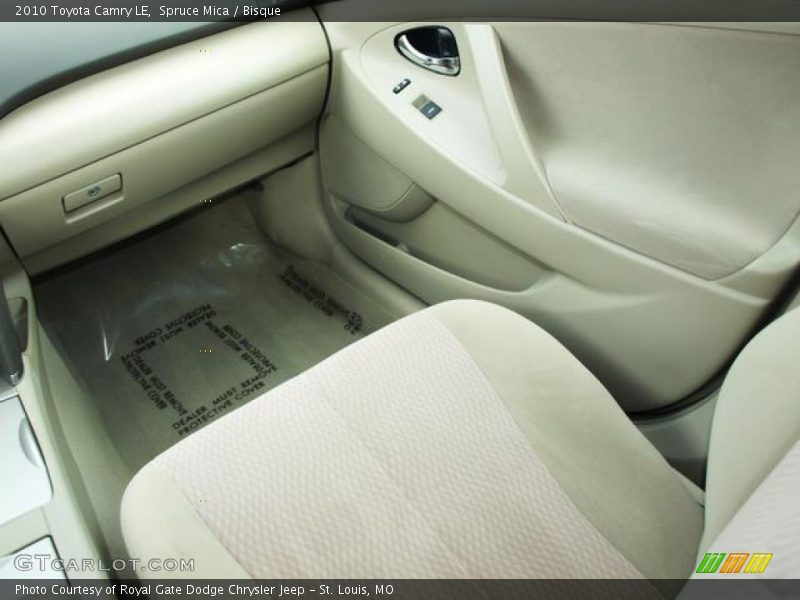 Spruce Mica / Bisque 2010 Toyota Camry LE