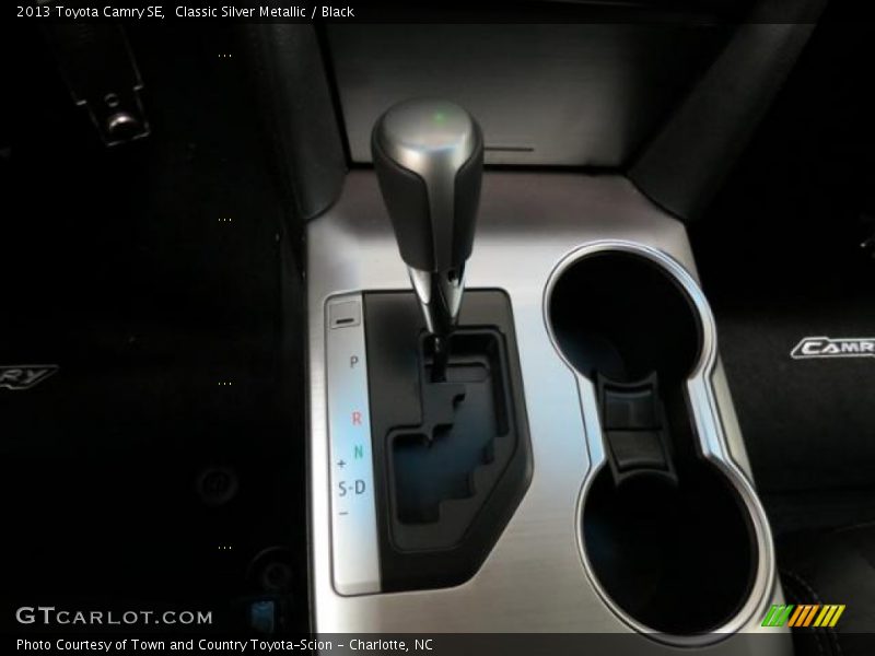 Classic Silver Metallic / Black 2013 Toyota Camry SE