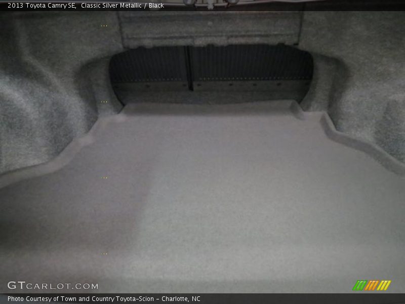 Classic Silver Metallic / Black 2013 Toyota Camry SE